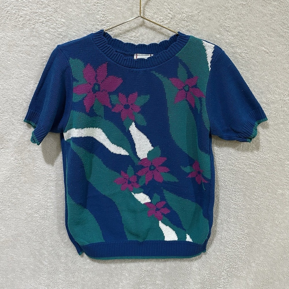 Vintage Cricket Lane Sweater Short Sleeve Medium Floral Made in USA‎ Blue
